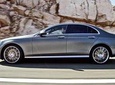 Arrival Private Transfer Abu Dhabi Airport AUH to Abu Dhabi by Business Car