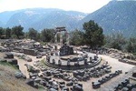 MINIVAN Day Trip to Archaeological Site at Delphi from Athens