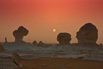 Cairo: 2-Day Bahariya Oasis Tour & White and Black Deserts camping