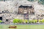 Form Xi'an To Luoyang LongmenGrottoes and ShaolinTemple Day Tour by Bullet Train