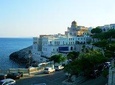 Santa Cesarea Terme tour: surprising landscape pointed on the rocks