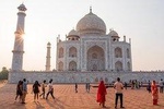 Private Taj Mahal Tour with Entrance Tickets and Skip-the-Line Entry
