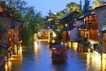 Private Night Tour to Wuzhen Ancient Water Town from Shanghai with Dinner