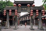 From Chongqing: Port Transfer with Half Day Tour and Hot Pot Dinner