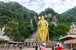 Kuala Lumpur Countryside Tour with Batu Caves, Aborigine Museum & Water Fall