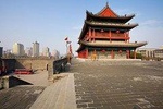 Xian in One Day: Terracotta Warriors, City Wall and Big Wild Goose Pagoda