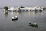 Crystal Gallery, Lake Pichola & Dinner at Jag Mandir Palace - Udaipur