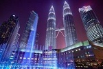 Glittering Night : KLCC Lake Symphony & The River of Life Tour from Kuala Lumpur