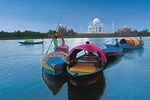 Private Taj Mahal Sunrise and Agra Fort Trip with Guide 