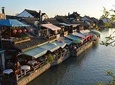 Shanghai Private Tour: Zhujiajiao Sightseeing and Huangpu River Night Cruise