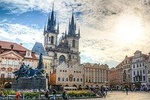 Private Transfer from Brno to Prague with 2 Sightseeing Stops