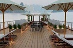 Halong bay luxury cruise 2D/1N: Kayaking, Swimming, Titop island & Surprise cave