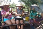 Basket boat, sightseeing, bamboo class