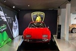 Lamborghini Full Day Experience: Test Drive, Lunch, Lamborghini Gadget included