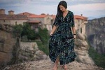 Private Meteora Photo Shoot with a Professional Photographer