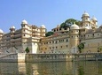 Private Custom Tour: Udaipur Sightseeing with Guide