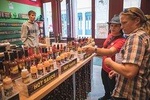 New Orleans: French Quarter Food Tour (Small Group)