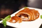 Deluxe Nightlife Tour: VIP seated Acrobatic Show and Dinner at Dadong Peking Roast Duck