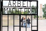 Sachsenhausen Concentration Camp Memorial: Small-Group Bus Tour from Berlin