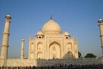 Taj Mahal & Agra Fort early morning tour with breakafast from Delhi 