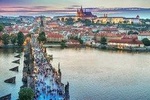 Private Transfer from Pilsen to Prague with 2 Sightseeing Stops