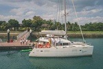 Singapore Sunset Cruise On A Luxury Catamaran