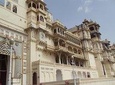 Udaipur - Privately Guided Half day Tour to city of lakes