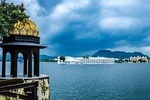 Udaipur Full Day City Tour with Boat Ride