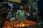 Kebab and Curry Food Walk with guide and transport in and around Mohd Ali Road!