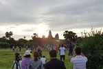 2-Day Join Tour - Sunrise Angkor Wat and Banteay Srei, Small Group