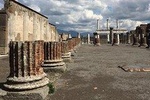 Pompeii tour with professional Guide and lunch in a winery on Mt Vesuvius