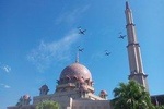Garden City of Putrajaya - Batu Caves - Countryside Tour