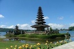 Taman ayun temple,Beratan lake and Tanah lot sunset tour