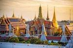 Private Grand Temples Along the Chao Phraya River [1/2 Day]
