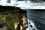 Tanah Lot and Uluwatu Temple Beach Tour - Free WiFi