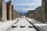 Timeless Half day Walking Tour in the Roman Pompeii with a Private & Local Guide