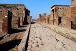 Live Like an Ancient Roman:Pompeii & Herculaneum Ruins Skip the Line Guided Tour