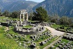 2 Day Private Tour in Delphi, Museum of Thebes & Monasteries of Meteora