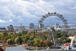 Private Transfer from Split to Vienna with 2 Sightseeing Stops