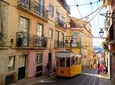 Private Premium Transfer from Santiago de Compostela to Lisbon + 2h Sightseeing