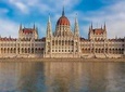 Private Transfer from Split to Budapest with 2 Sightseeing Stops