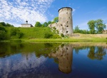 See Gremyachaya Tower, Pskov Oblast, Russia (UNESCO site)