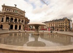 Visit Opernplatz (Frankfurt), Germany