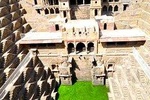 6 Days Golden Triangle with Abhaneri and Fatehpur Sikri Tour