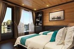 Lan Ha bay 5 Star Luxury Cruise 2 days: Kayaking & Swimming at Prisitine places