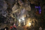 Private tour] Perfect day! Sticky waterfall + ChiangDao Cave + Wat BandenTemple