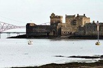 Blackness & Stirling Castle, Wallace Monument Private Day Tour from Edinburgh 