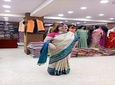 Owner Led Delhi Shopping Tour Including Lunch/Dinner in Multicuisine Restaurant 