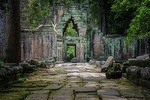 2-Days Private Tour Discovering Angkor Wat and Beng Mealea Temple 