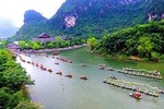 From Ha Noi: Trang An - Bai Dinh -Mua Cave/ Limousine Car/Buffet Lunch